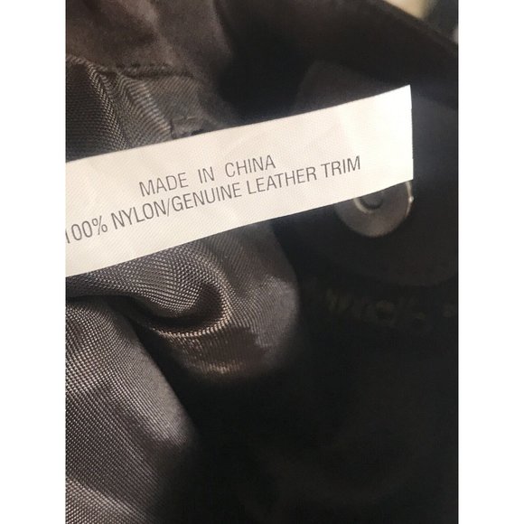 Tignanello Leather Front Pocket Shoulder Handbag Purse Women’s - Picture 9 of 10